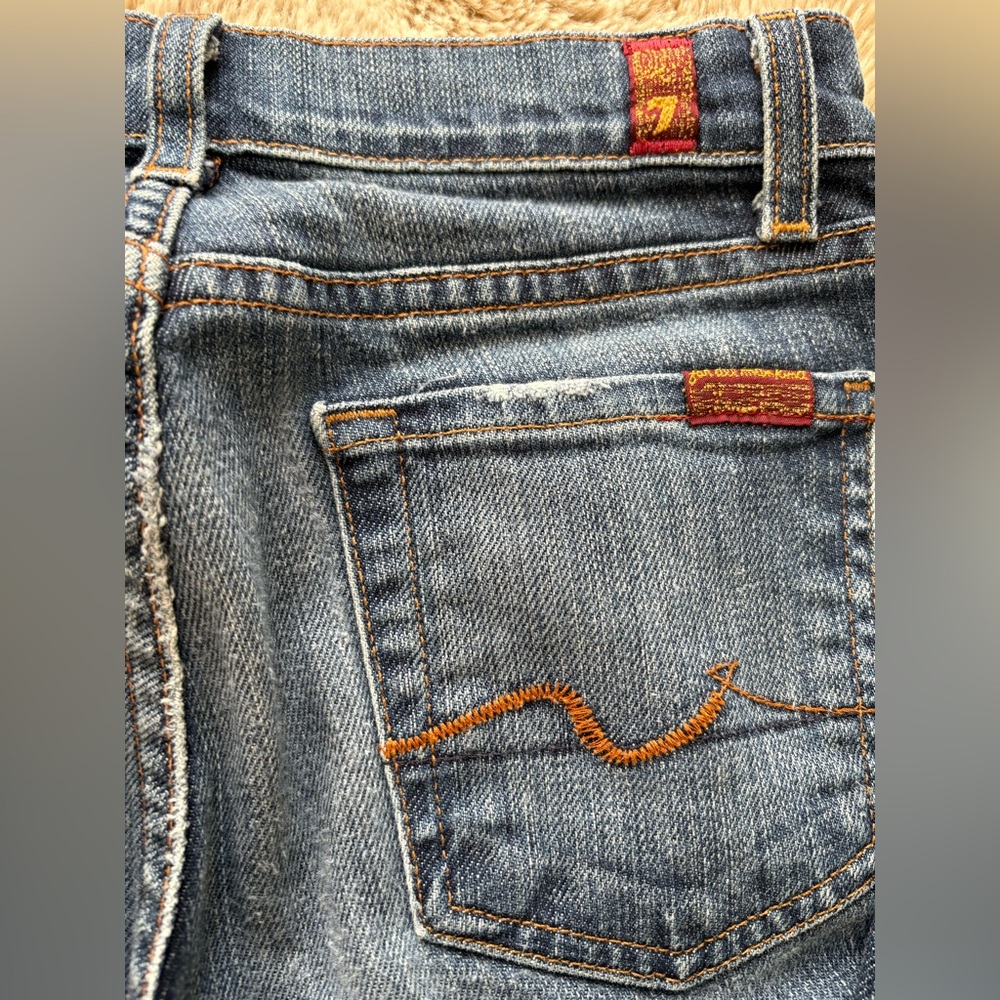 7 For All Mankind Dark Blue Flare Jeans - Picture 5 of 8